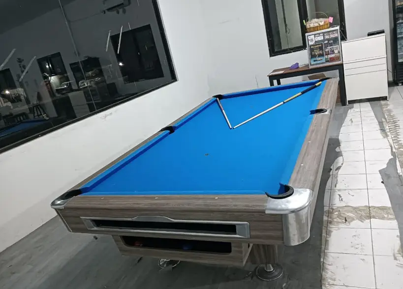 Meja Billiard